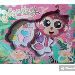DORA THE EXPLORER MAKE UP SET
