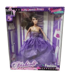 IN FASHION DOLL